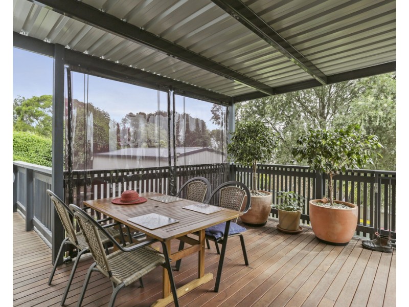 1 Goldberg Place, Bega NSW 2550