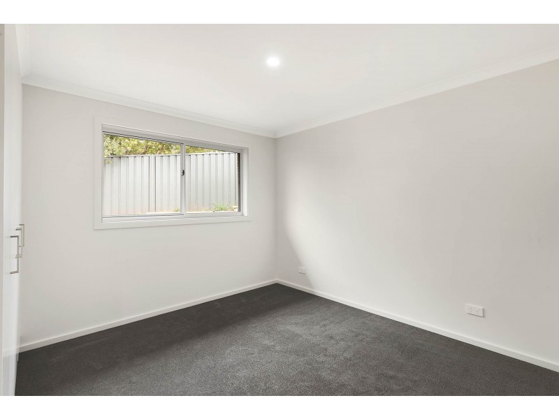 6 Wumbara Close, Bega NSW 2550