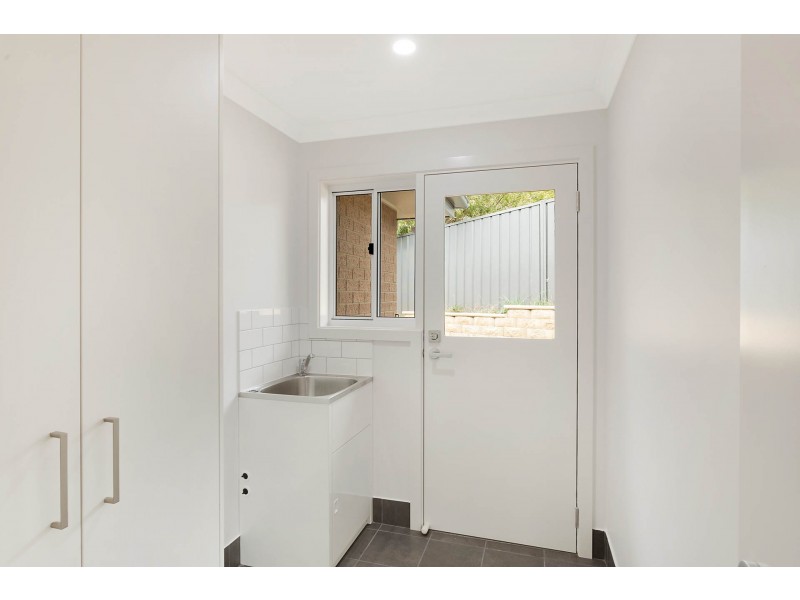 6 Wumbara Close, Bega NSW 2550