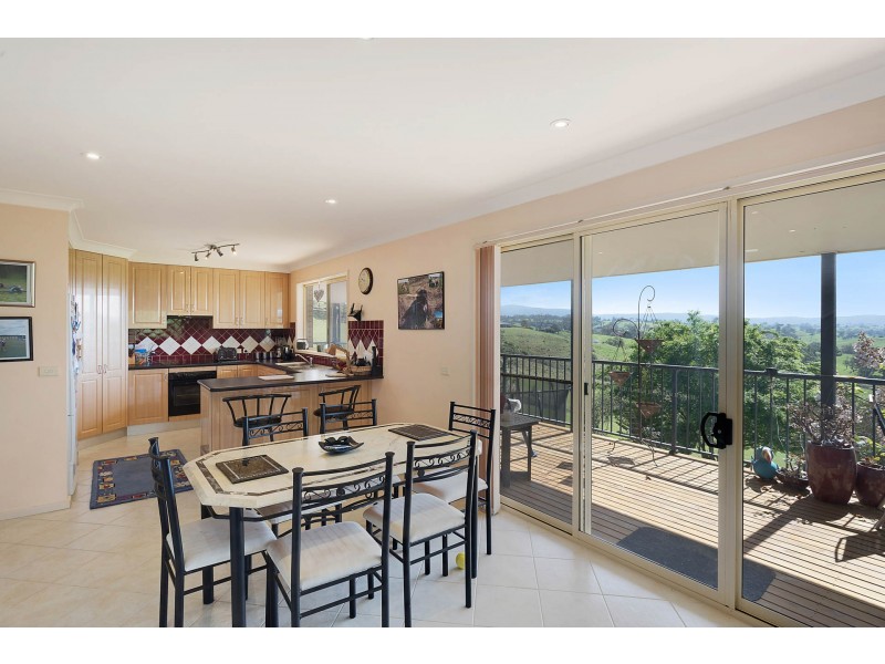 42 Mount Pleasant Rd, Coopers Gully NSW 2550