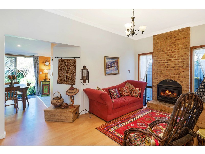6 Bega St, Bega NSW 2550