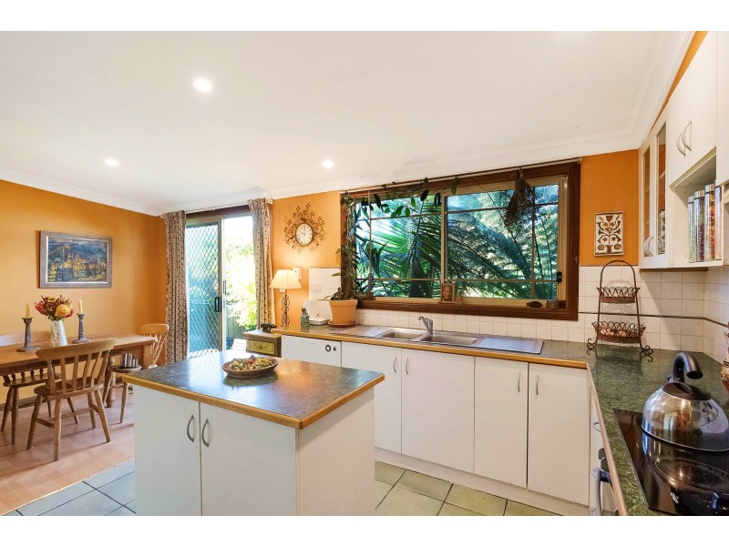 6 Bega St, Bega NSW 2550