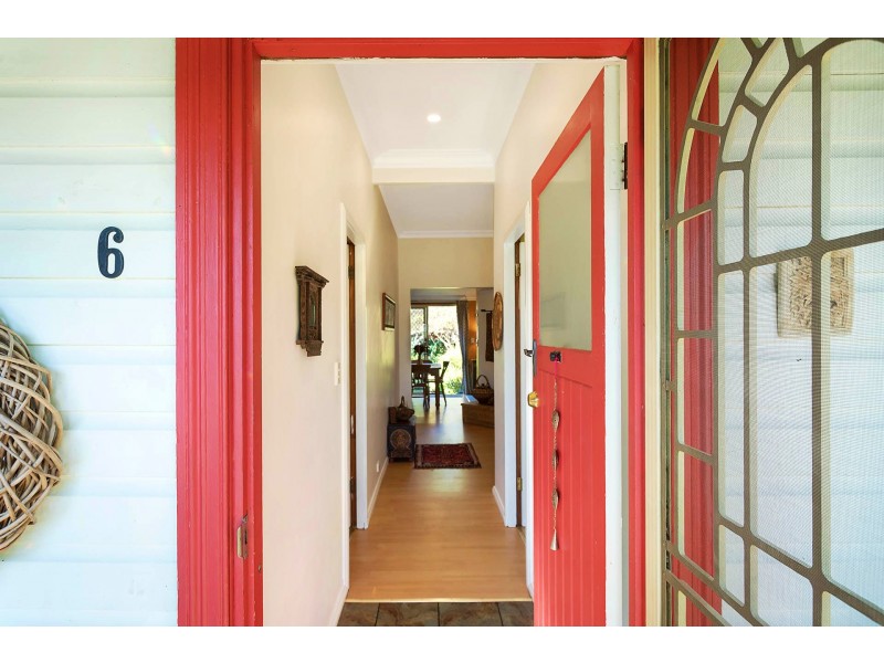 6 Bega St, Bega NSW 2550