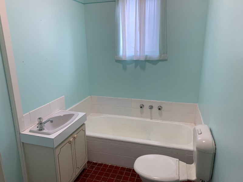 53 Upper St, Bega NSW 2550