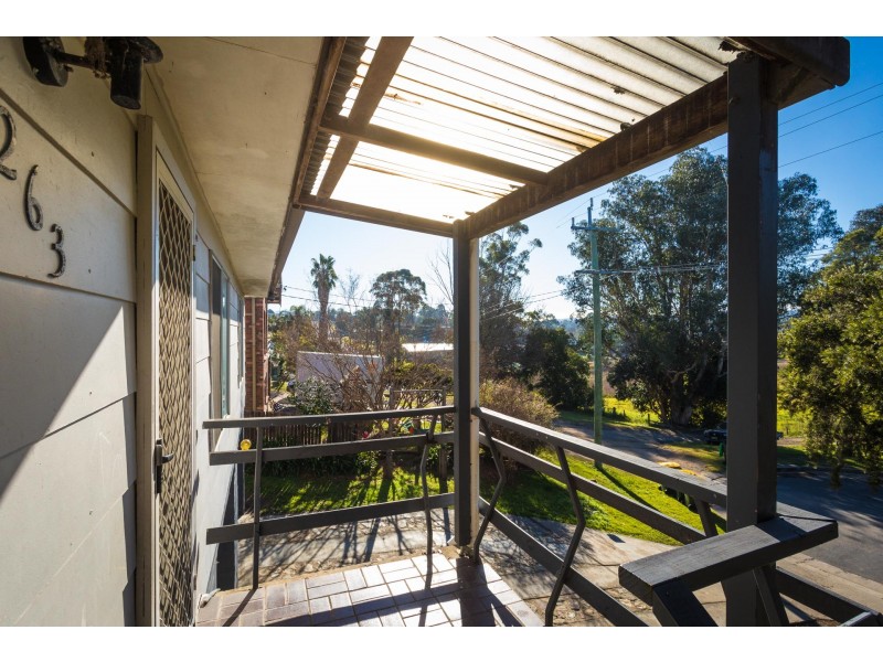 263 Auckland St, Bega NSW 2550