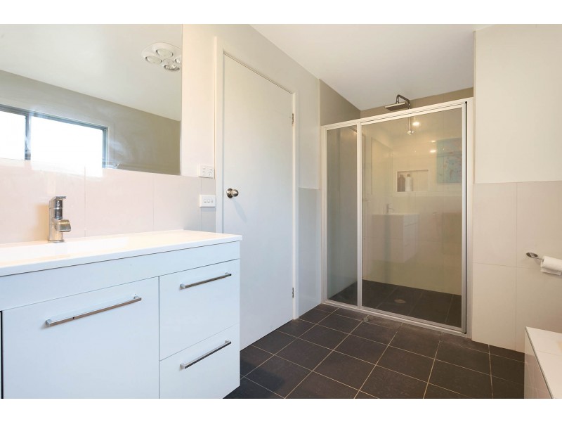 263 Auckland St, Bega NSW 2550