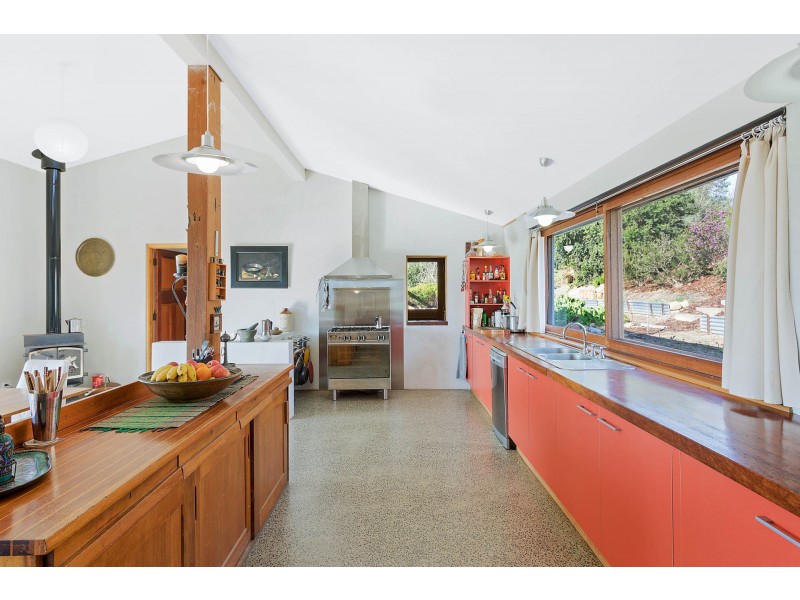 48 Corandirk Lane, Bega NSW 2550