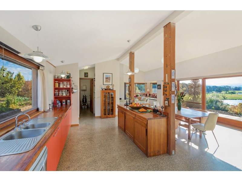 48 Corandirk Lane, Bega NSW 2550