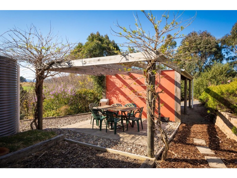 48 Corandirk Lane, Bega NSW 2550