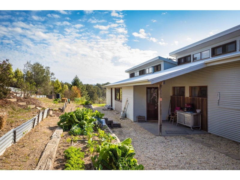 48 Corandirk Lane, Bega NSW 2550