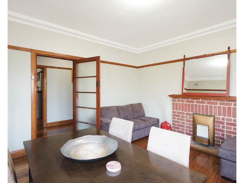 77 Bega Street, Bega NSW 2550