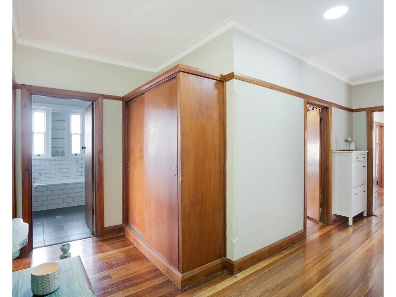77 Bega Street, Bega NSW 2550