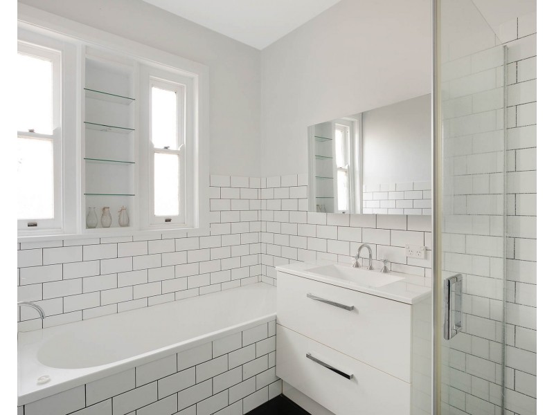 77 Bega Street, Bega NSW 2550