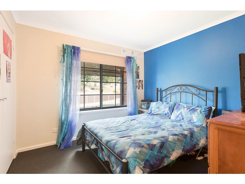 74 Max Slater Drive, Bega NSW 2550