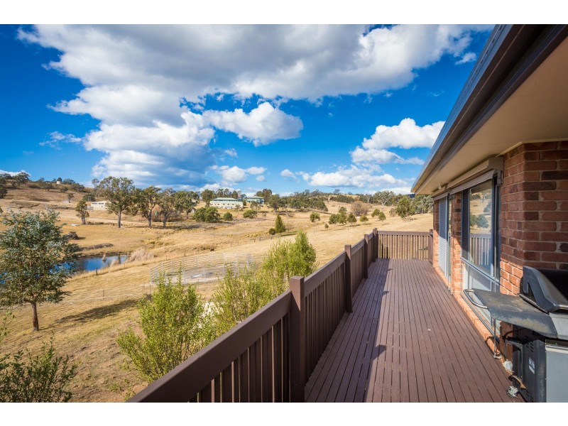 74 Max Slater Drive, Bega NSW 2550