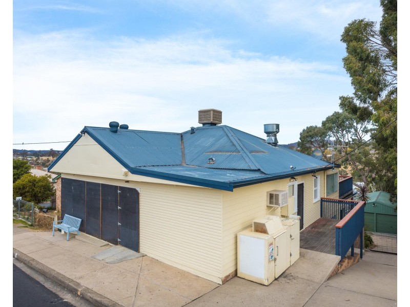 2-4 Barrack St, Bega NSW 2550