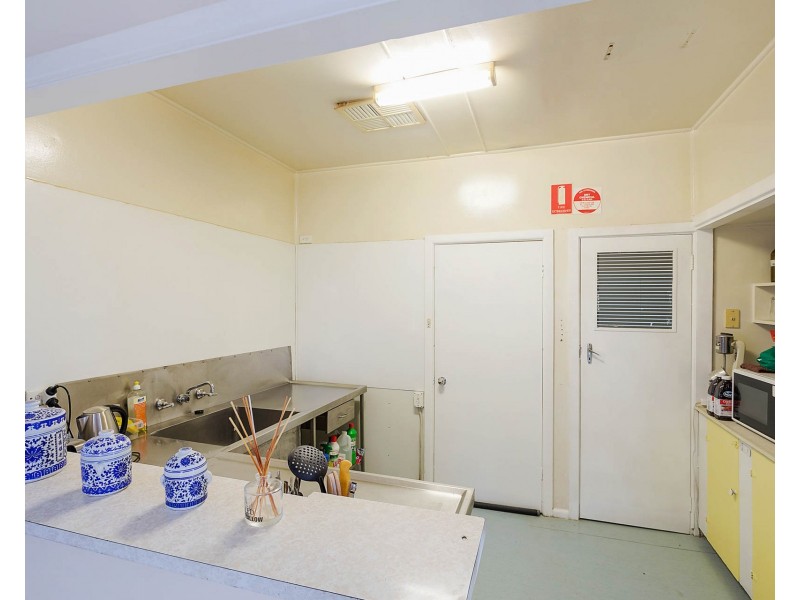 2-4 Barrack St, Bega NSW 2550