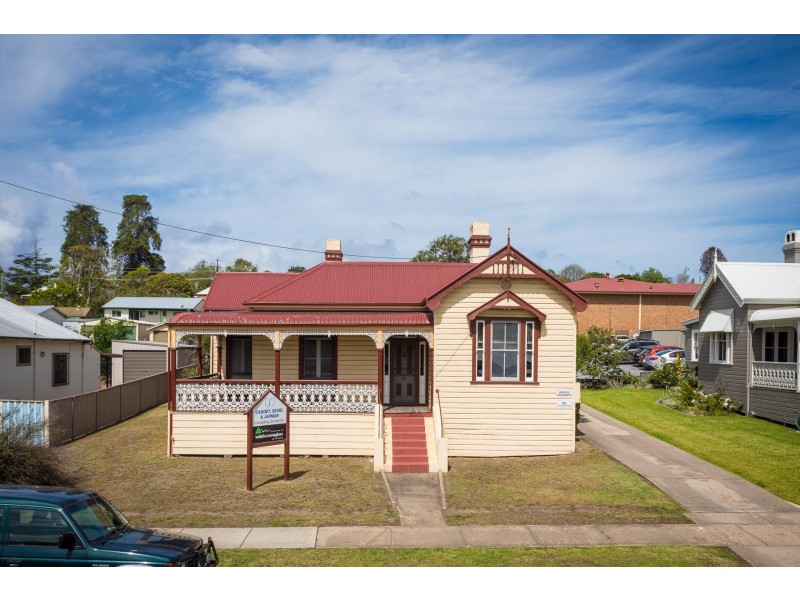 10 Canning St, Bega NSW 2550