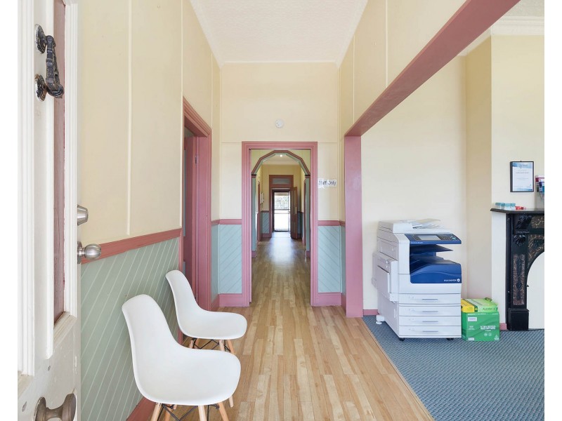 10 Canning St, Bega NSW 2550