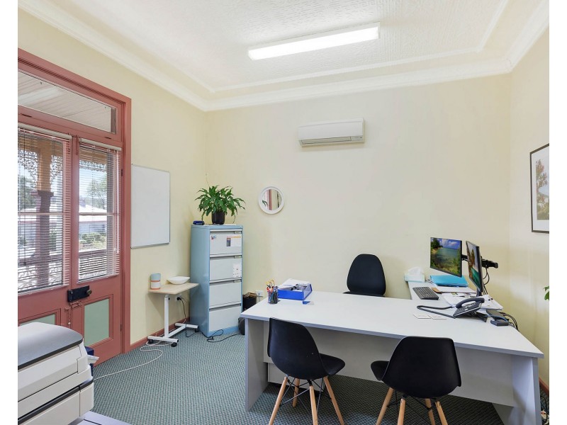 10 Canning St, Bega NSW 2550