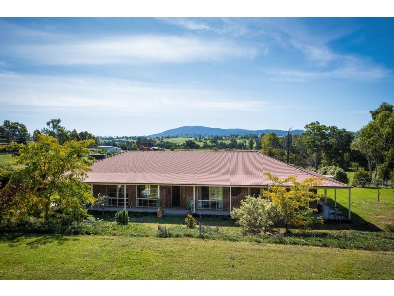 11 Corridgeree Lane, Tarraganda NSW 2550