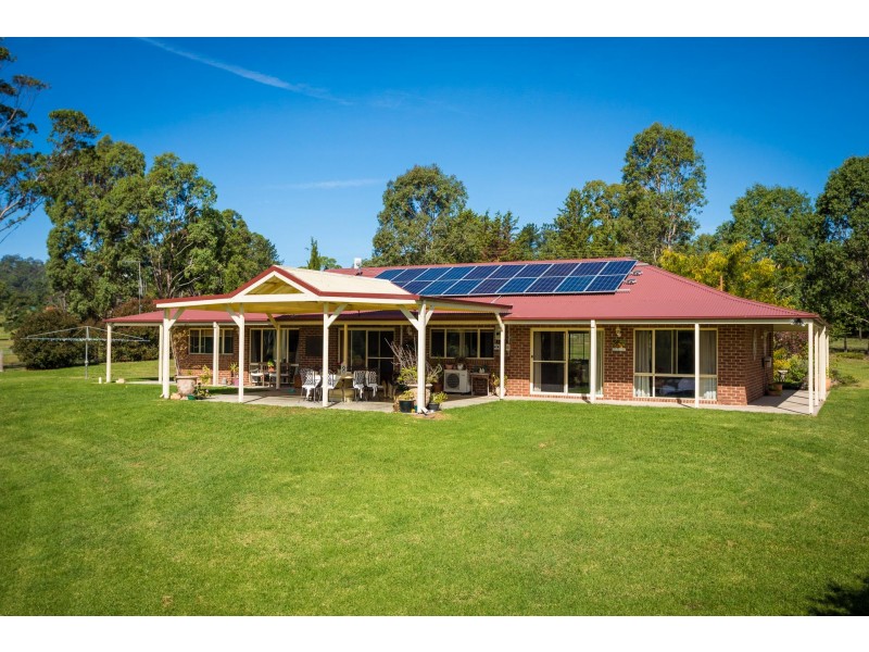 11 Corridgeree Lane, Tarraganda NSW 2550