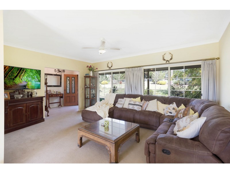11 Corridgeree Lane, Tarraganda NSW 2550