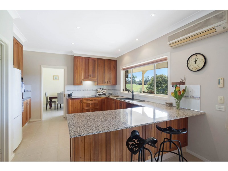 11 Corridgeree Lane, Tarraganda NSW 2550