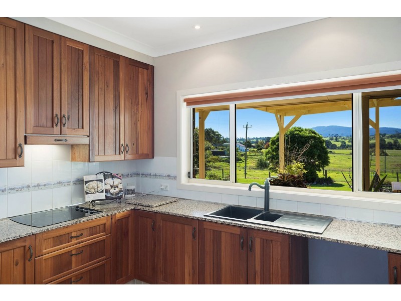 11 Corridgeree Lane, Tarraganda NSW 2550