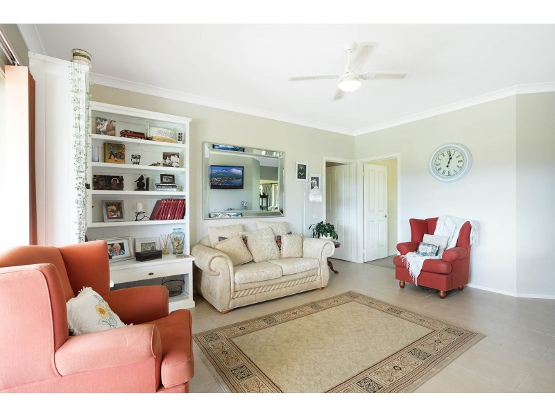 11 Corridgeree Lane, Tarraganda NSW 2550