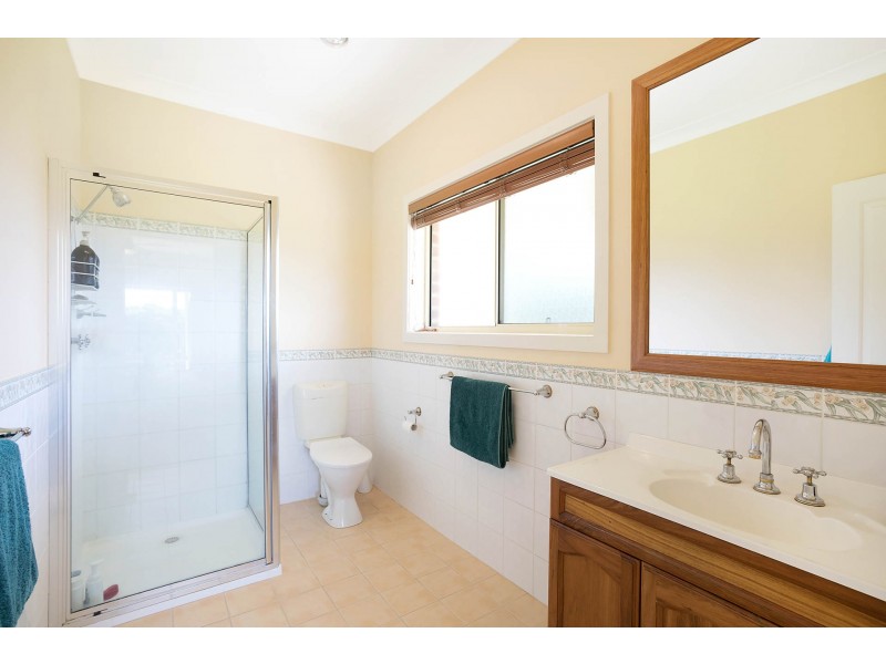 11 Corridgeree Lane, Tarraganda NSW 2550