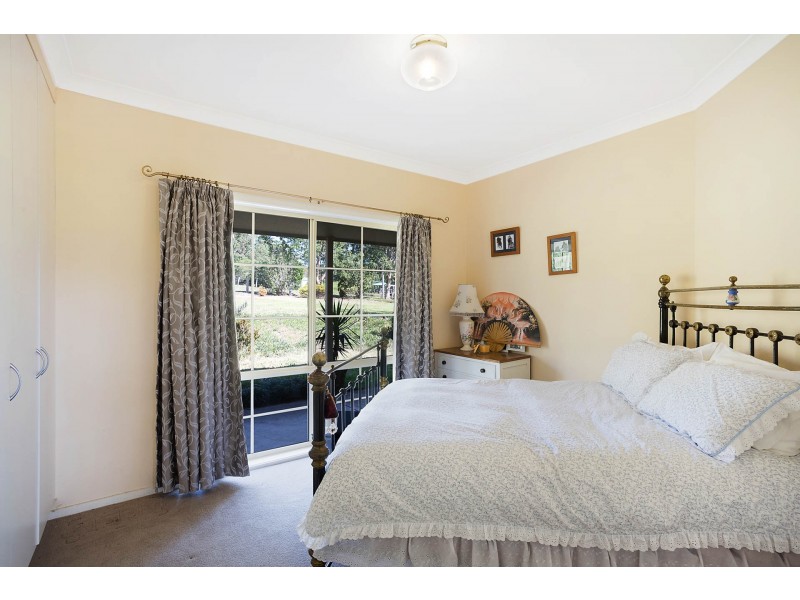 11 Corridgeree Lane, Tarraganda NSW 2550