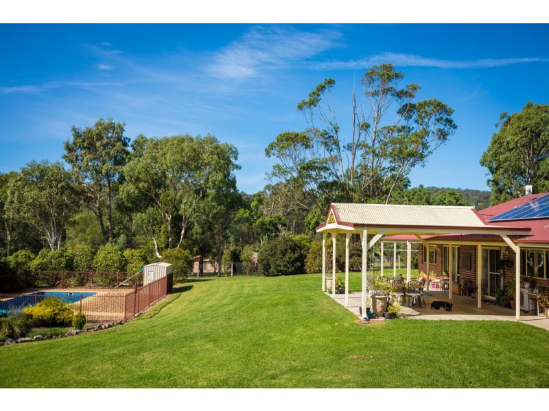 11 Corridgeree Lane, Tarraganda NSW 2550