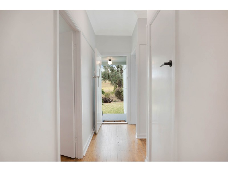 25 Kirkland Crescent, Bega NSW 2550