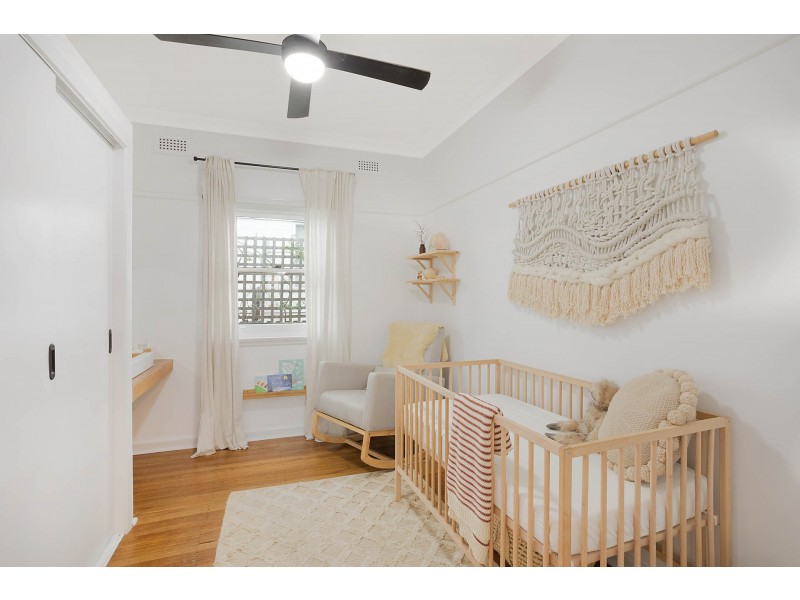 25 Kirkland Crescent, Bega NSW 2550