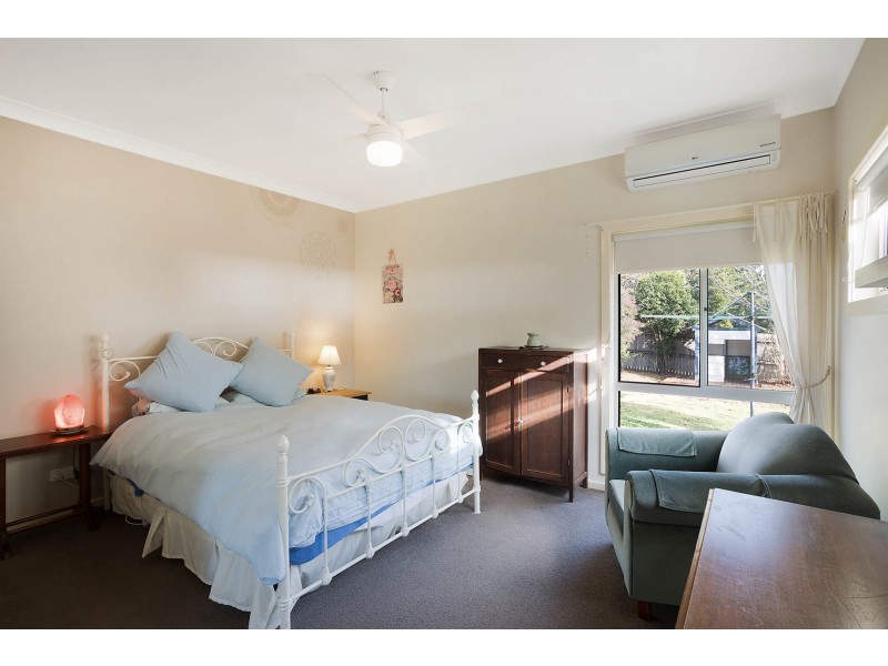 9 Mecklenberg St, Bega NSW 2550