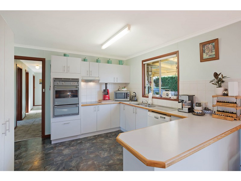 55 High St, Bega NSW 2550