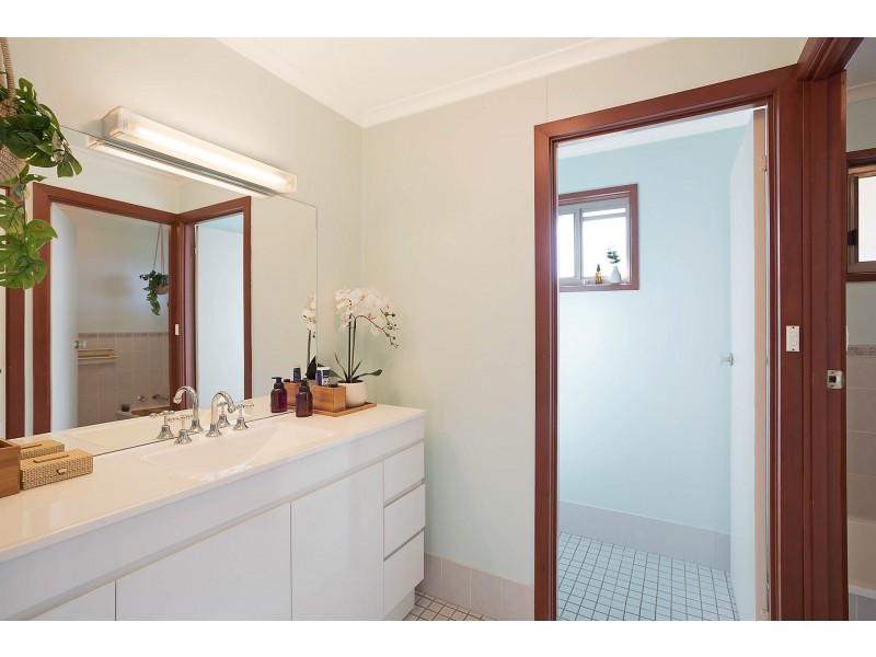 55 High St, Bega NSW 2550