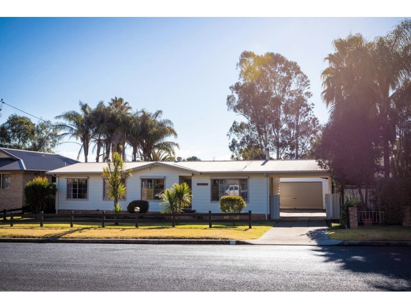 55 High St, Bega NSW 2550