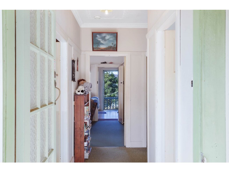 16 Gordon Street, Bega NSW 2550