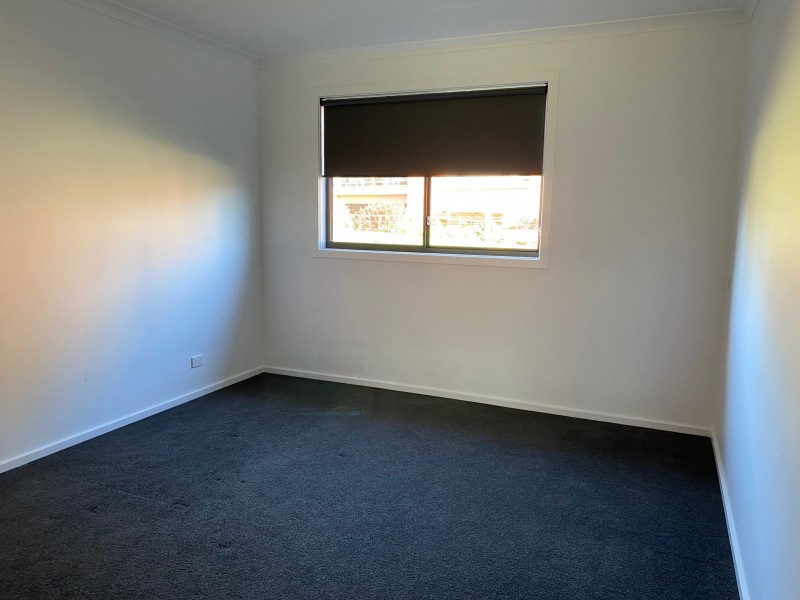 13 Millbank Way, Bega NSW 2550