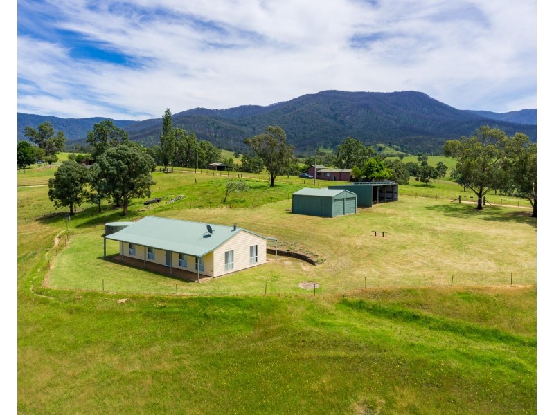 225 Brown Pearson Rd, Bemboka NSW 2550