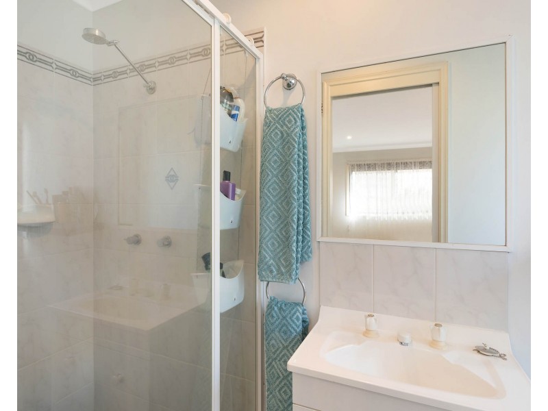 52 VALLEY STREET, Bega NSW 2550