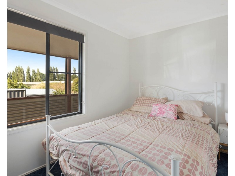 52 VALLEY STREET, Bega NSW 2550