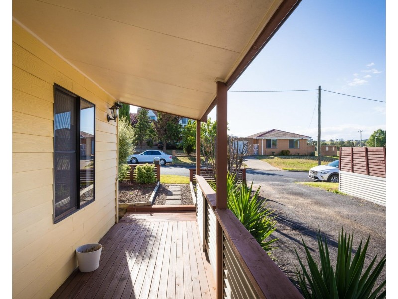 52 VALLEY STREET, Bega NSW 2550