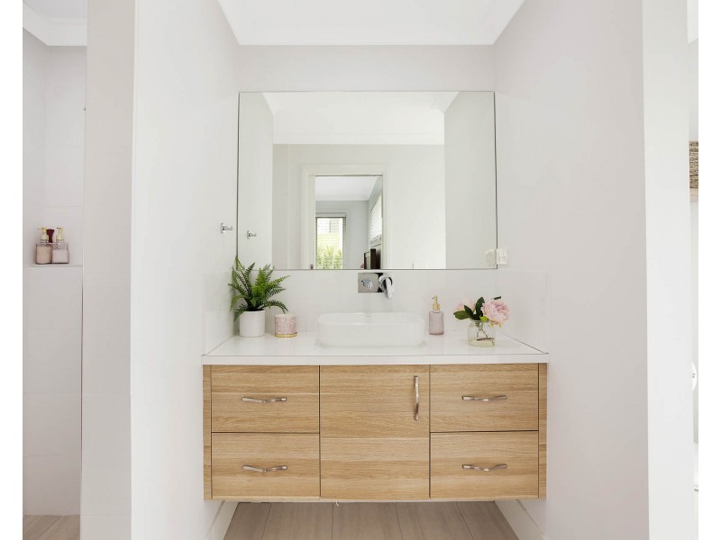 5 Salway Close, Bega NSW 2550