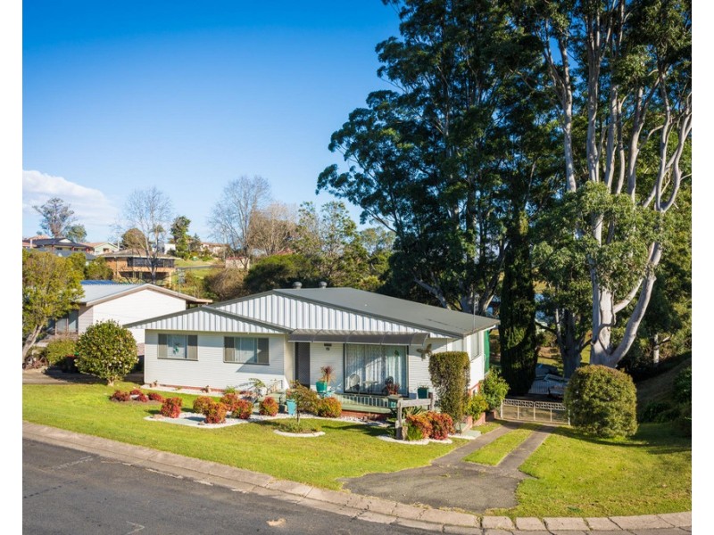 11 Meringo Street, Bega NSW 2550