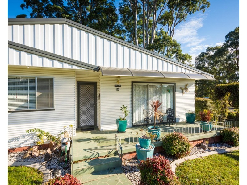 11 Meringo Street, Bega NSW 2550