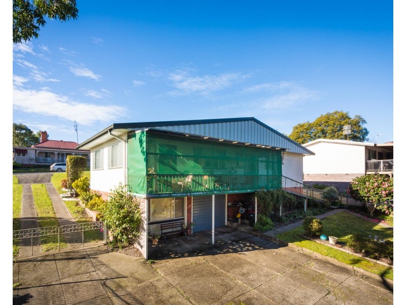 11 Meringo Street, Bega NSW 2550