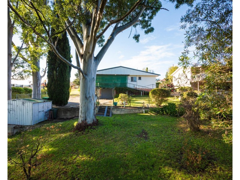 11 Meringo Street, Bega NSW 2550